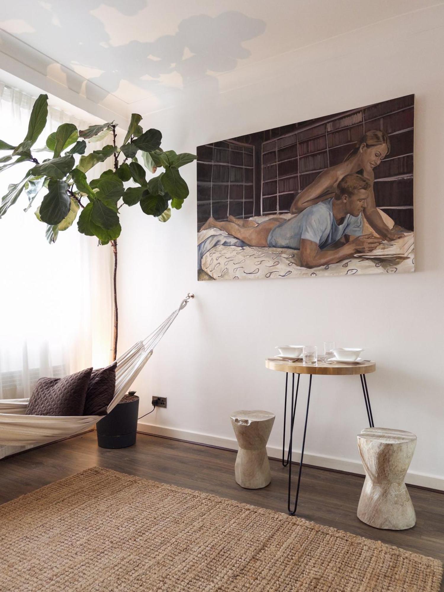 Tranquil Oasis W 100Inch Cinema & Hammock, By The Design Traveller Apartment London Bagian luar foto