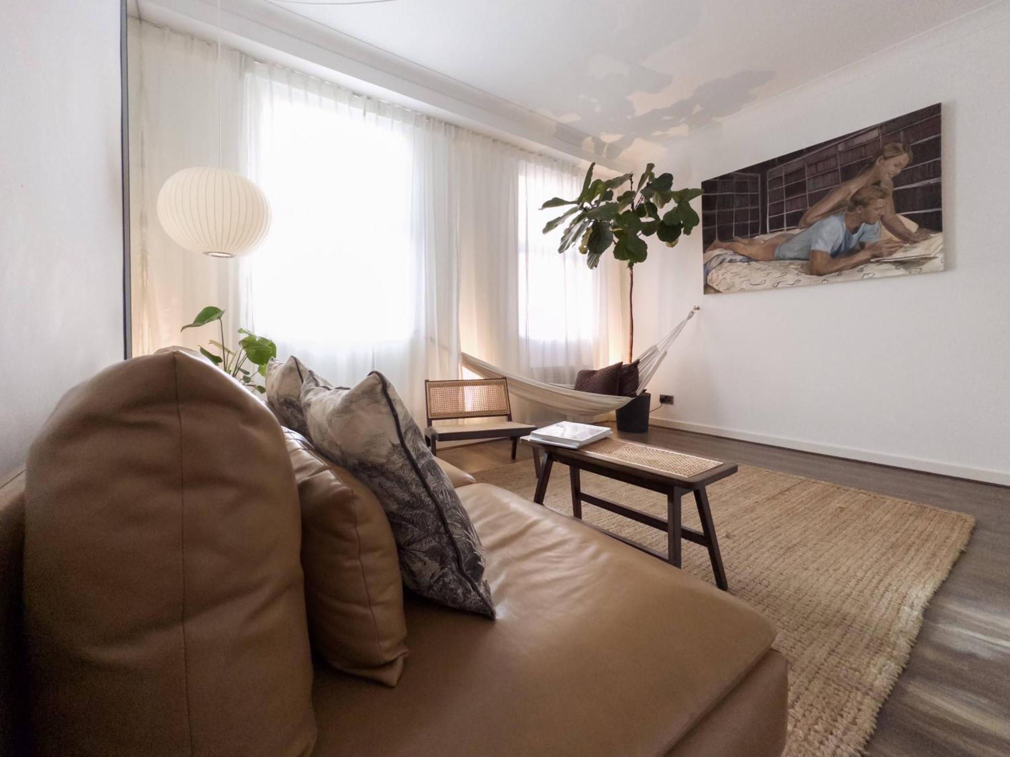 Tranquil Oasis W 100Inch Cinema & Hammock, By The Design Traveller Apartment London Bagian luar foto